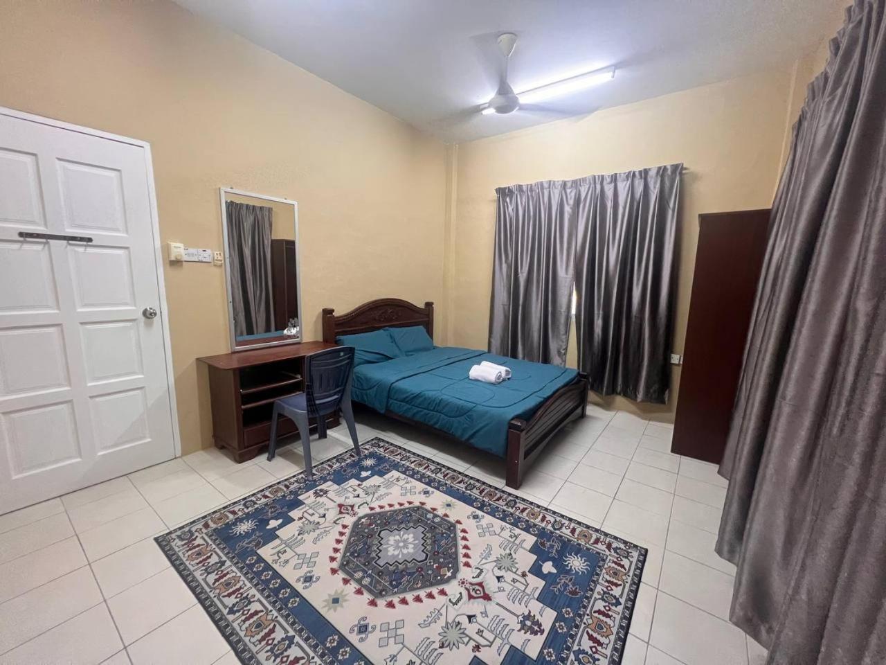 Putra Sentosa Retreat Camp, Sematan Hotel Phòng bức ảnh