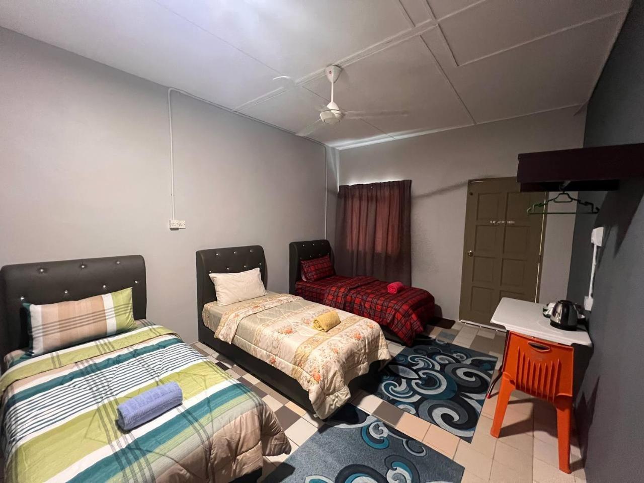 Putra Sentosa Retreat Camp, Sematan Hotel Phòng bức ảnh