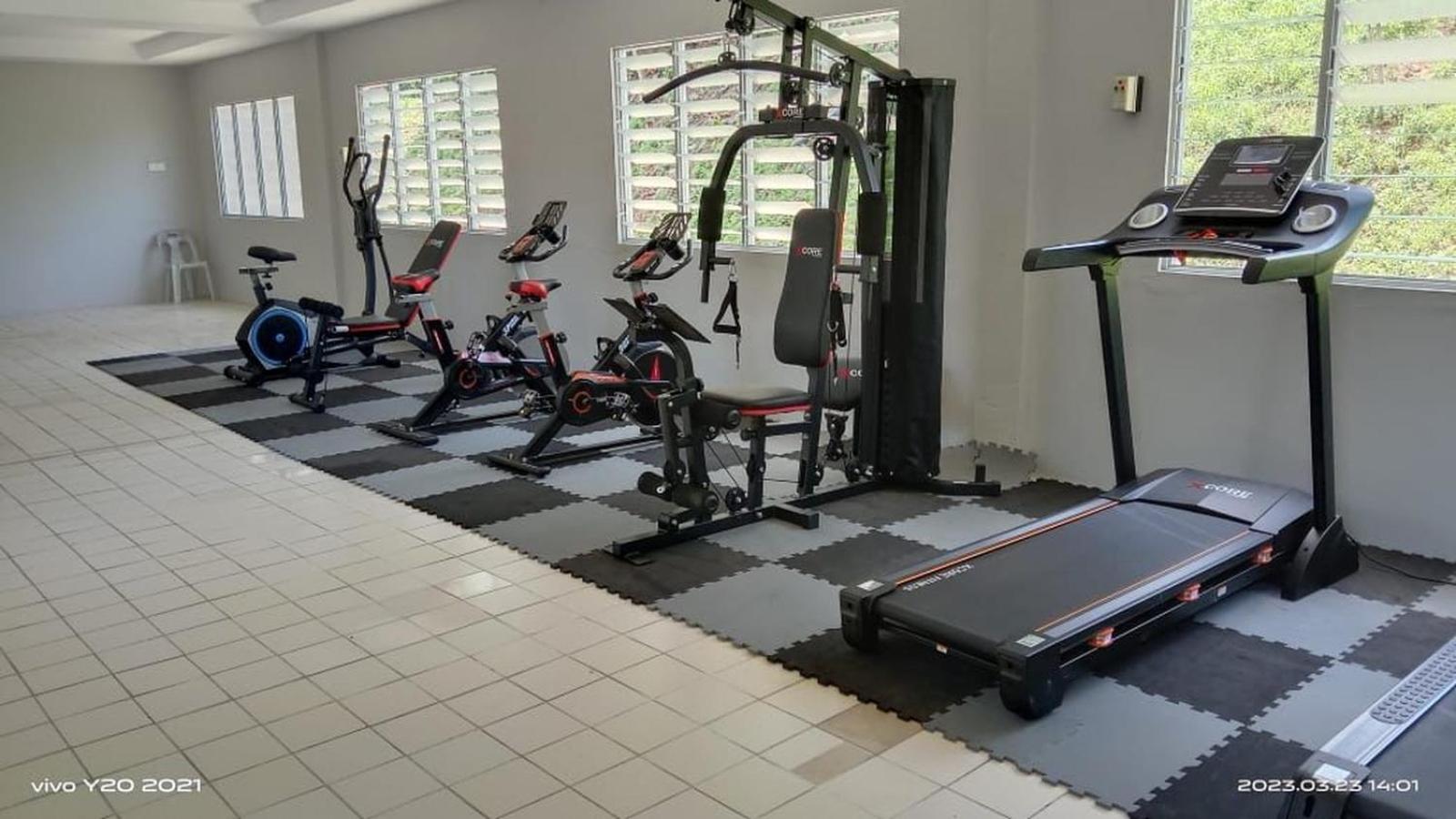 Putra Sentosa Retreat Camp, Sematan Hotel Ngoại thất bức ảnh