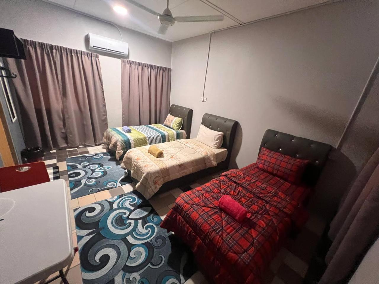 Putra Sentosa Retreat Camp, Sematan Hotel Phòng bức ảnh