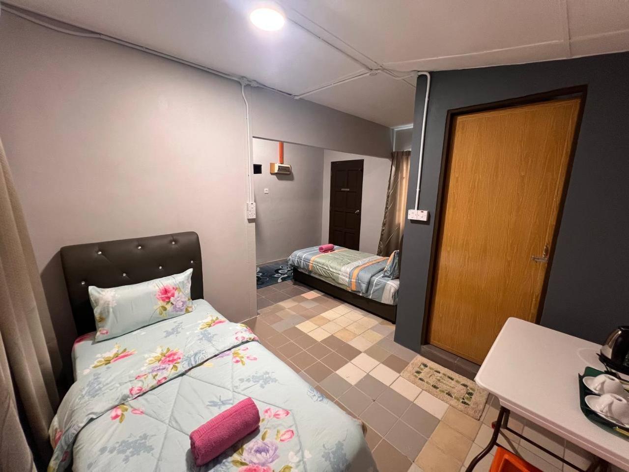 Putra Sentosa Retreat Camp, Sematan Hotel Phòng bức ảnh