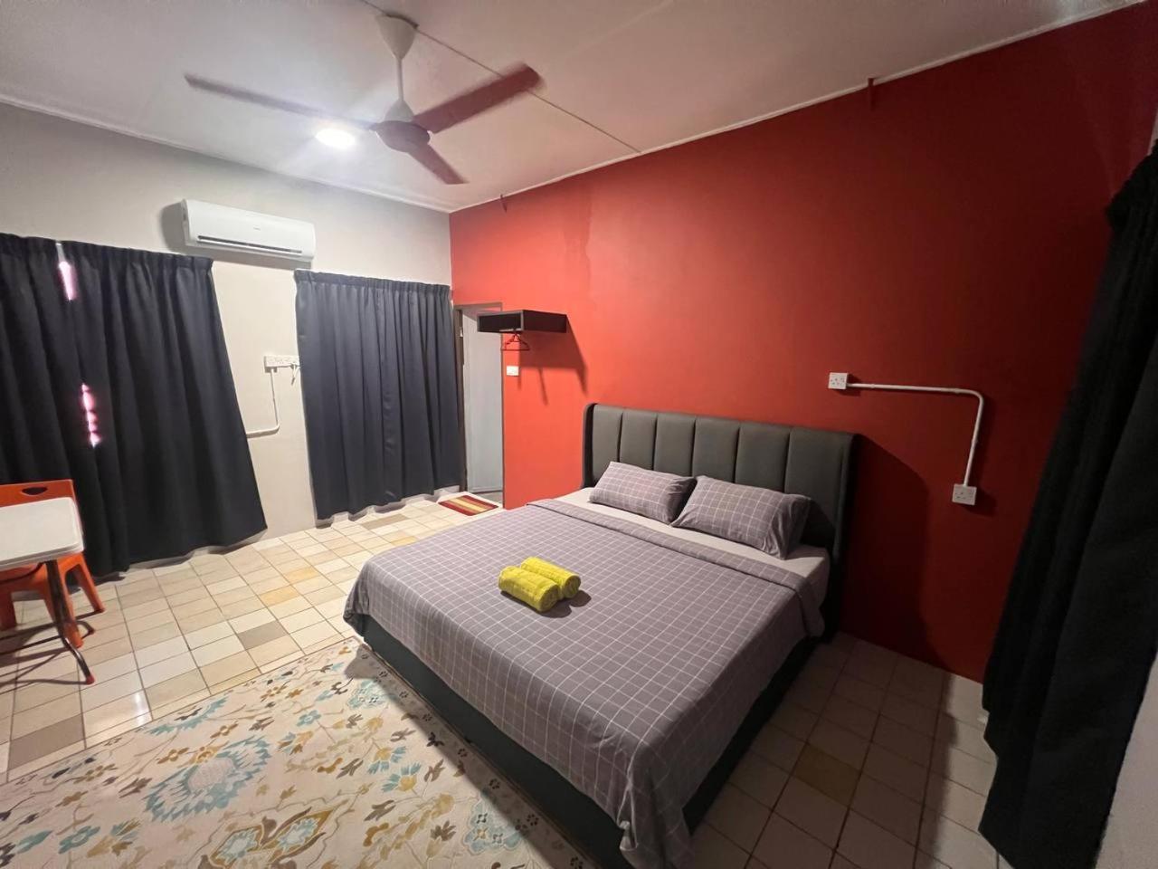 Putra Sentosa Retreat Camp, Sematan Hotel Phòng bức ảnh