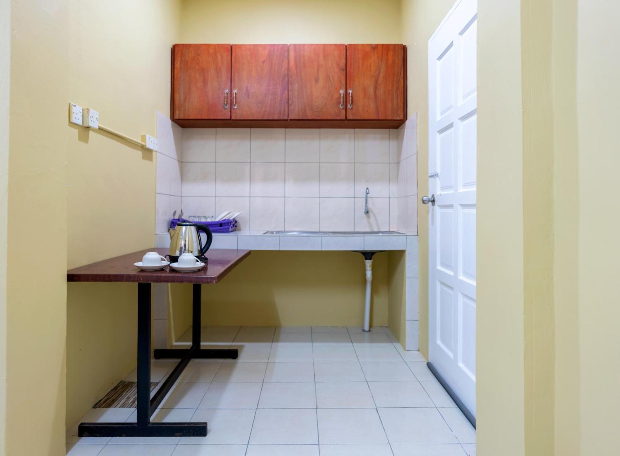 Putra Sentosa Retreat Camp, Sematan Hotel Phòng bức ảnh